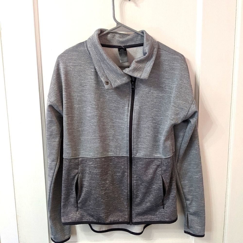 Champion zip up sweatshirt with pockets